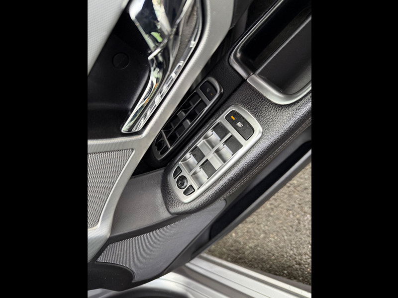 Jaguar XF 2.2d Sport Auto Euro 5 (s/s) 4dr 4dr Automatic 2025