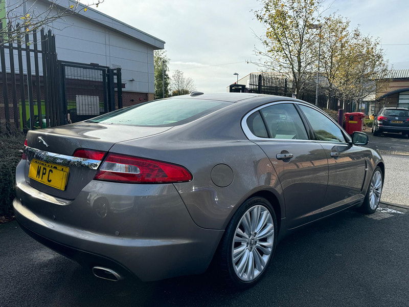 Jaguar XF 3.0d V6 Premium Luxury Auto Euro 5 4dr 4dr Automatic 2024