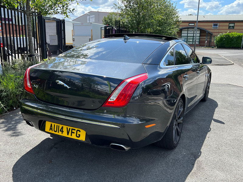 Jaguar XJ 3.0d V6 Portfolio Auto Euro 5 (s/s) 4dr 4dr Automatic 2024