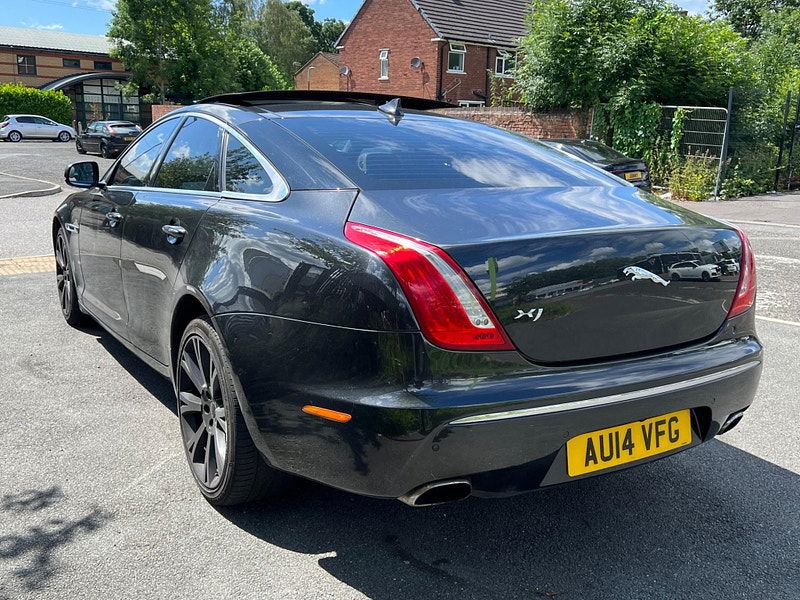 Jaguar XJ 3.0d V6 Portfolio Auto Euro 5 (s/s) 4dr 4dr Automatic 2024