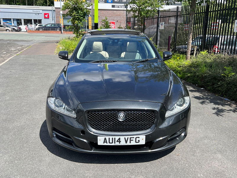 Jaguar XJ 3.0d V6 Portfolio Auto Euro 5 (s/s) 4dr 4dr Automatic 2024