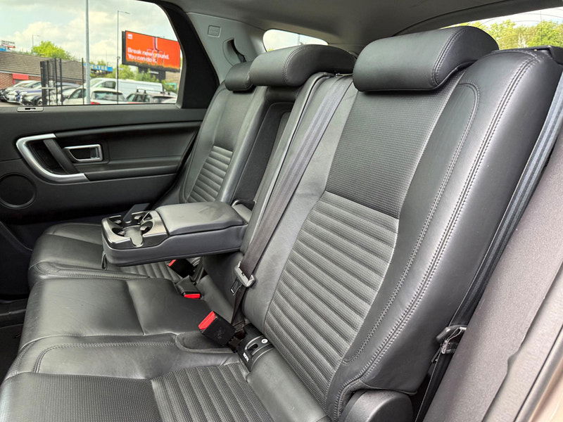 Land Rover Discovery Sport 2.2 SD4 HSE Luxury Auto 4WD Euro 5 (s/s) 5dr 5dr Automatic 2025