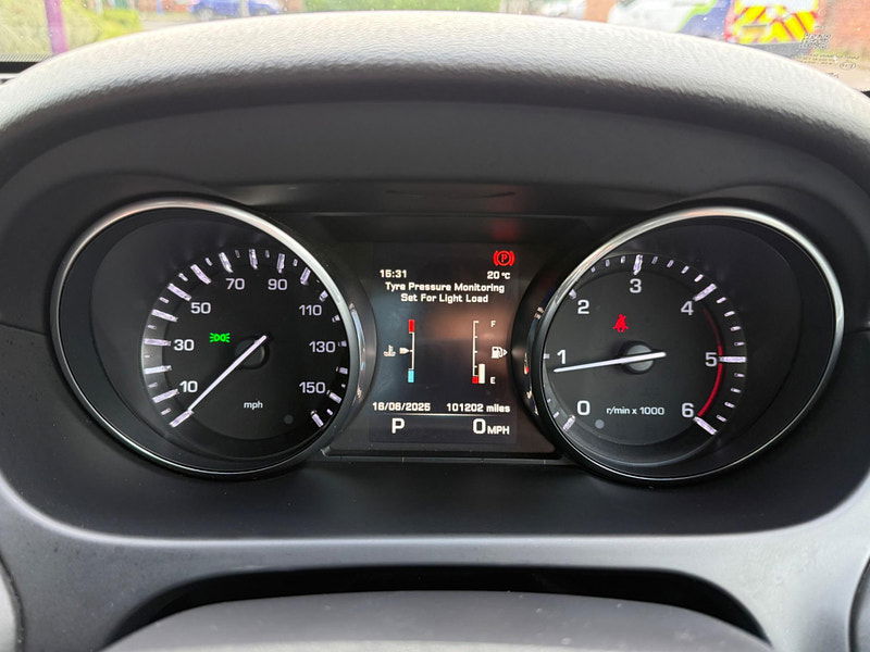 Land Rover Discovery Sport 2.2 SD4 HSE Luxury Auto 4WD Euro 5 (s/s) 5dr 5dr Automatic 2025