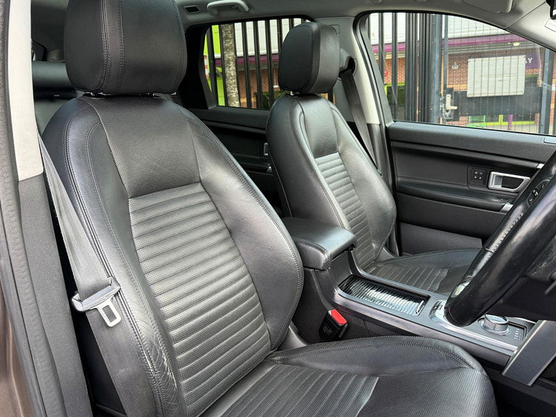 Land Rover Discovery Sport 2.2 SD4 HSE Luxury Auto 4WD Euro 5 (s/s) 5dr 5dr Automatic 2025