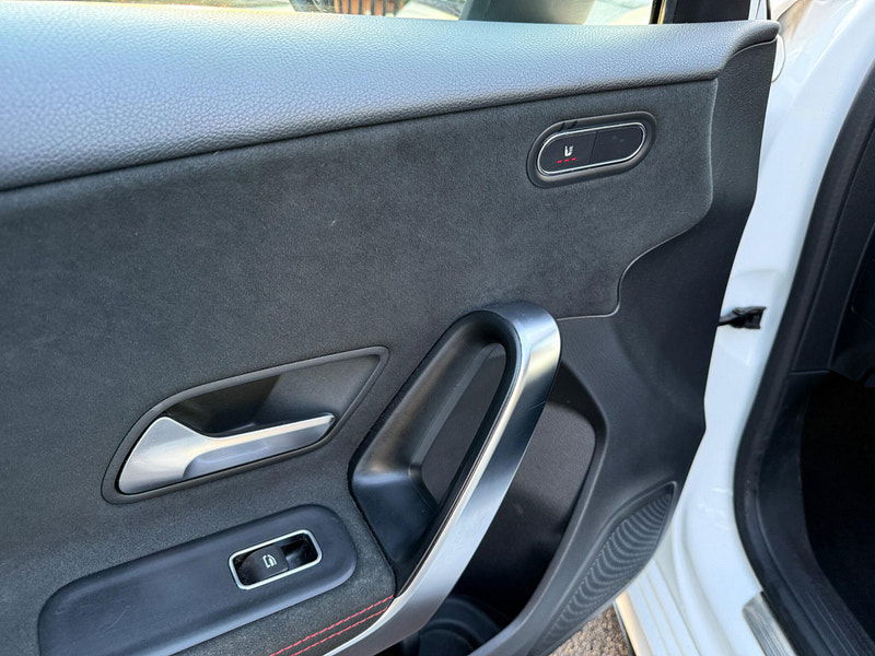 Mercedes-Benz A Class 1.5 A180d AMG Line (Executive) 7G-DCT Euro 6 (s/s) 5dr 5dr Automatic 2025