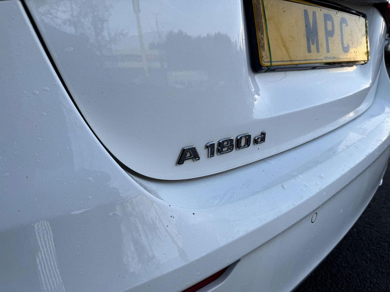 Mercedes-Benz A Class 1.5 A180d AMG Line (Executive) 7G-DCT Euro 6 (s/s) 5dr 5dr Automatic 2025