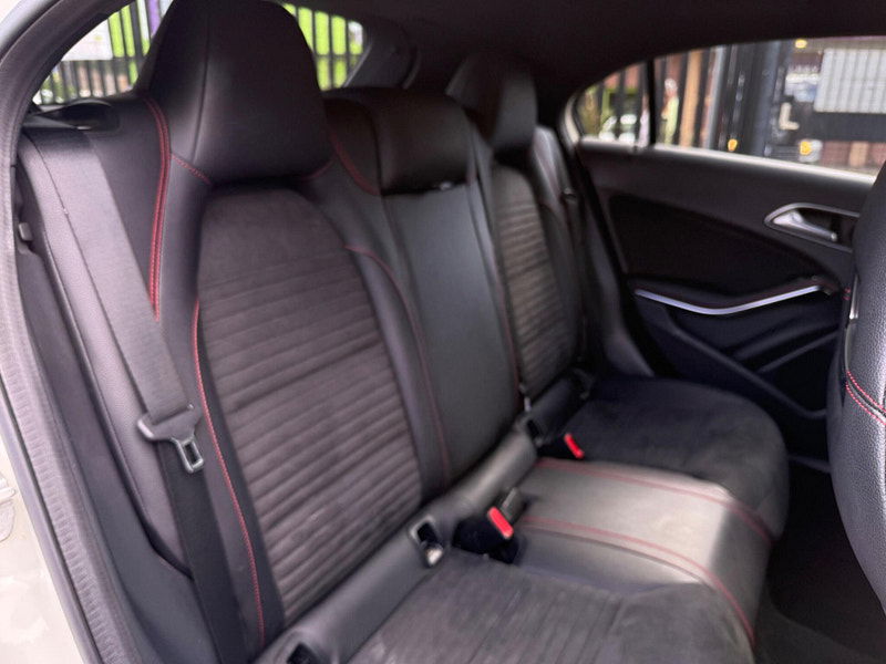 Mercedes-Benz A Class 2.1 A200d AMG Line (Executive) 7G-DCT Euro 6 (s/s) 5dr 5dr Automatic 2025