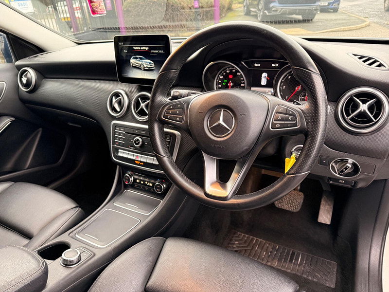 Mercedes-Benz A Class 2.1 A200d Sport (Premium) 7G-DCT Euro 6 (s/s) 5dr 5dr Automatic 2026