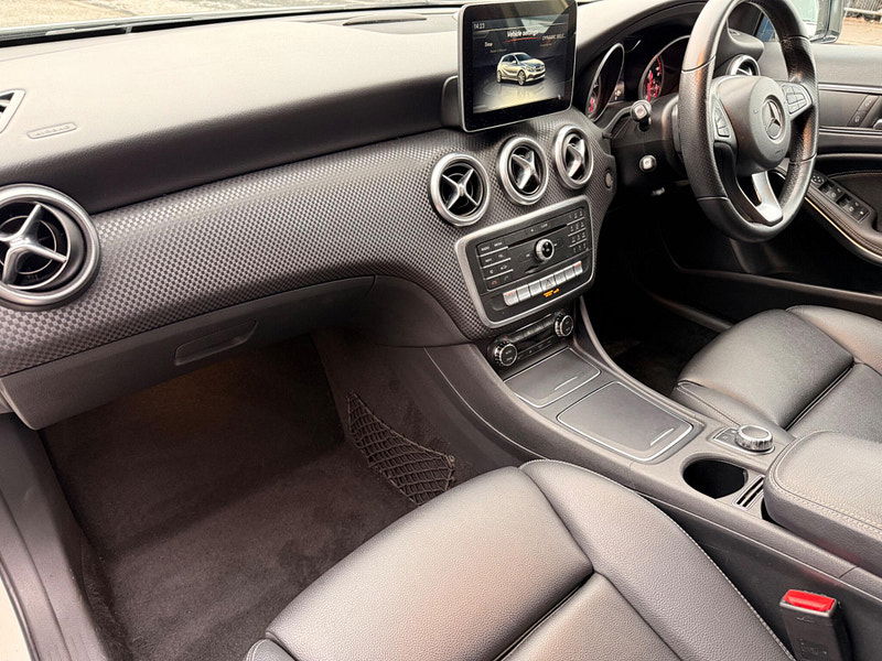 Mercedes-Benz A Class 2.1 A200d Sport (Premium) 7G-DCT Euro 6 (s/s) 5dr 5dr Automatic 2026