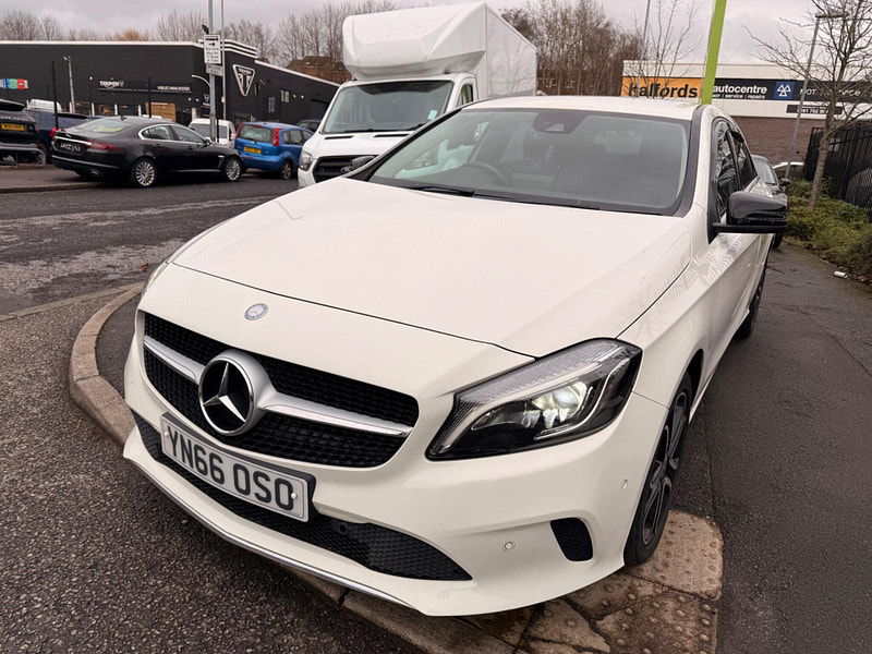 Mercedes-Benz A Class 2.1 A200d Sport (Premium) 7G-DCT Euro 6 (s/s) 5dr 5dr Automatic 2026