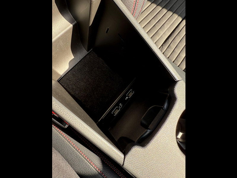 Mercedes-Benz B Class 2.1 B200d AMG Line (Premium Plus) 7G-DCT Euro 6 (s/s) 5dr 5dr Automatic 2025