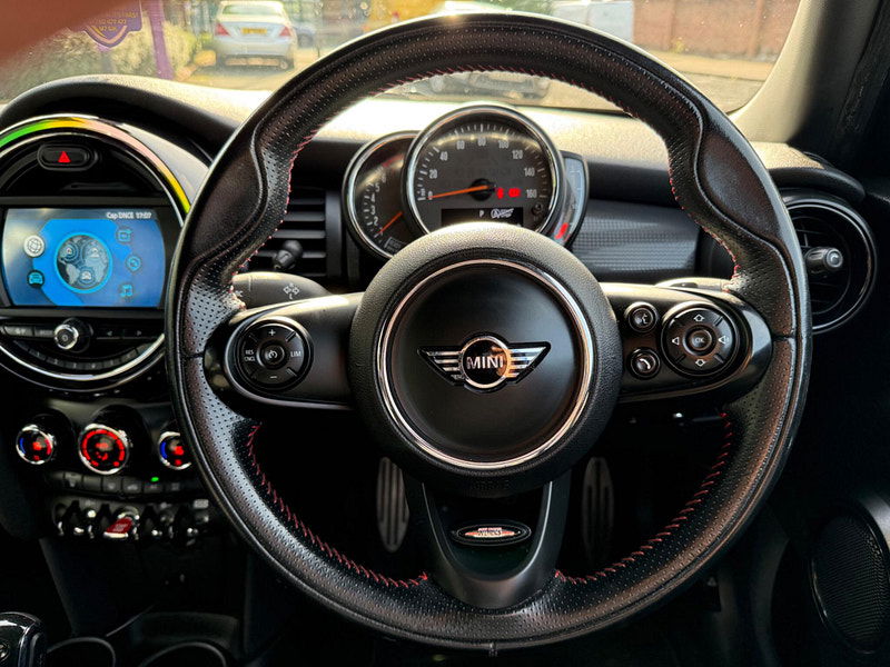MINI Hatch 1.5 Cooper Steptronic Euro 6 (s/s) 5dr 5dr Automatic 2025