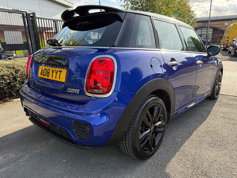 MINI Hatch 1.5 Cooper Steptronic Euro 6 (s/s) 5dr 5dr Automatic 2025