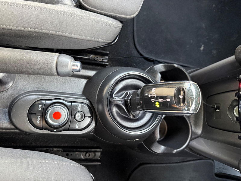 MINI Hatch 1.5 Cooper Steptronic Euro 6 (s/s) 5dr 5dr Automatic 2025