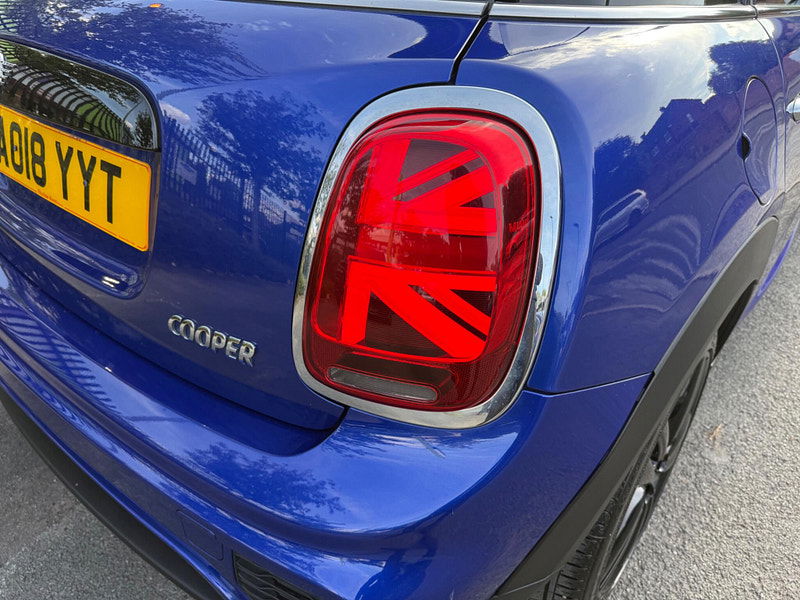 MINI Hatch 1.5 Cooper Steptronic Euro 6 (s/s) 5dr 5dr Automatic 2025