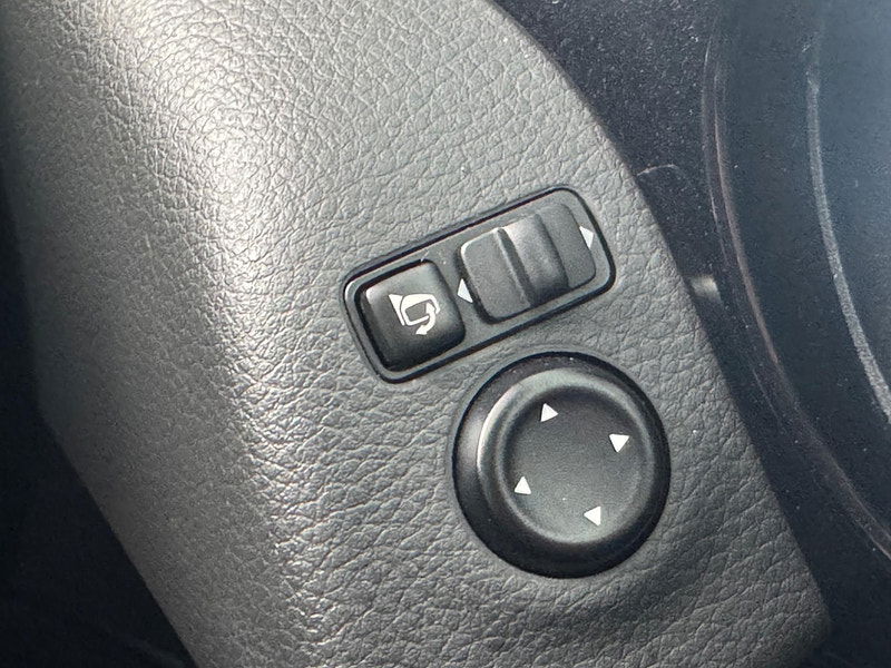 Nissan Qashqai 1.5 dCi N-Connecta 2WD Euro 6 (s/s) 5dr 5dr Manual 2025