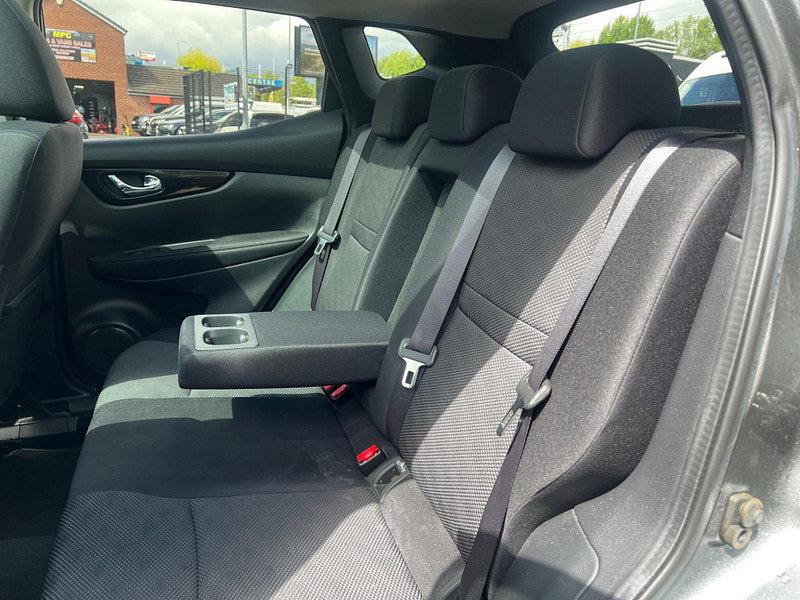 Nissan Qashqai 1.6 dCi N-Connecta XTRON 2WD Euro 6 (s/s) 5dr 5dr Automatic 2026