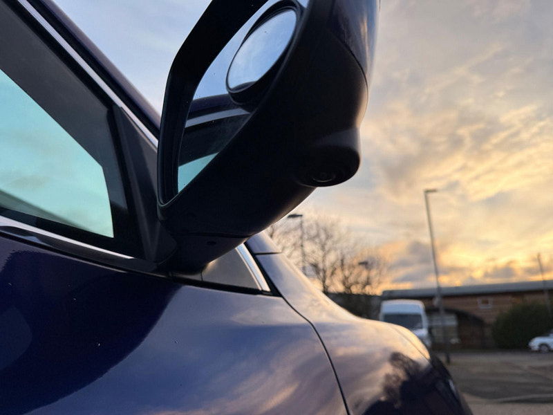 Nissan Qashqai 1.6 dCi Tekna XTRON 2WD Euro 5 (s/s) 5dr 5dr Automatic 2026