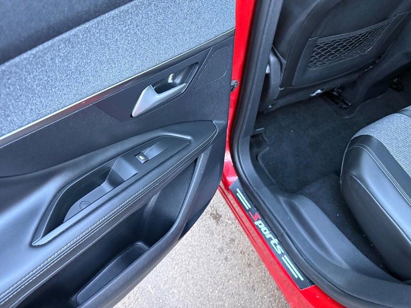 Peugeot 3008 1.6 BlueHDi Allure EAT Euro 6 (s/s) 5dr 5dr Automatic 2026