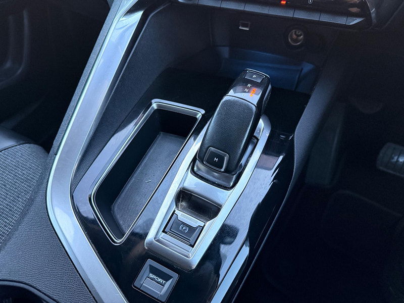 Peugeot 3008 1.6 BlueHDi Allure EAT Euro 6 (s/s) 5dr 5dr Automatic 2026