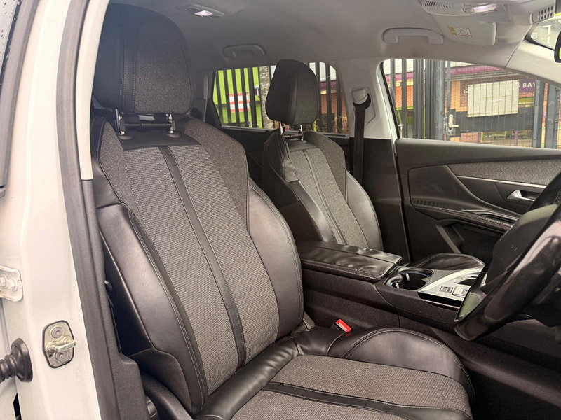 Peugeot 5008 1.5 BlueHDi Allure EAT Euro 6 (s/s) 5dr 5dr Automatic 2026