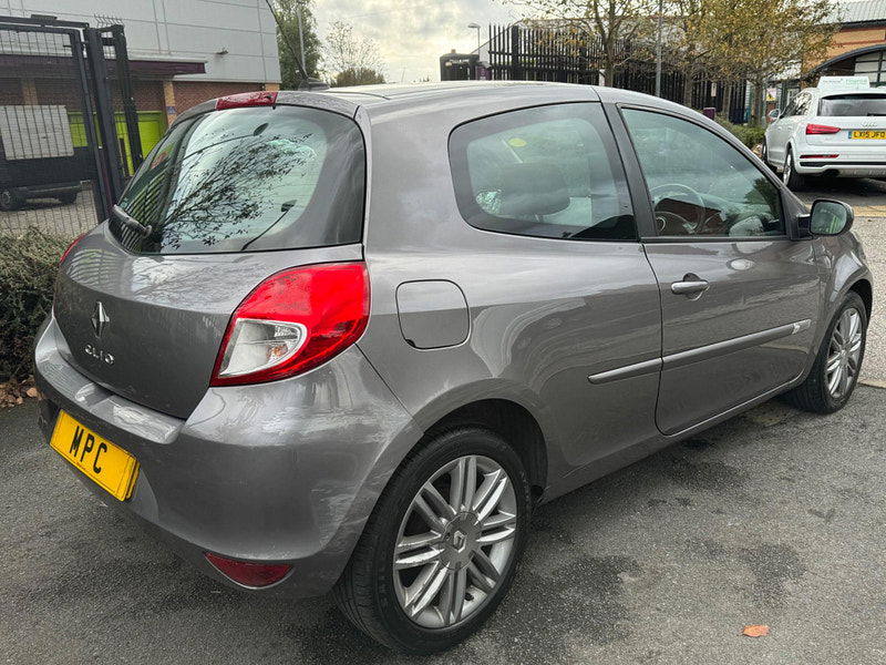 Renault Clio 1.2 Dynamique TomTom Euro 5 3dr 3dr Manual 2024