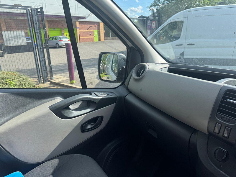 Renault Trafic 1.6 dCi 27 Business SWB Standard Roof Euro 6 5dr 4dr Manual 2025