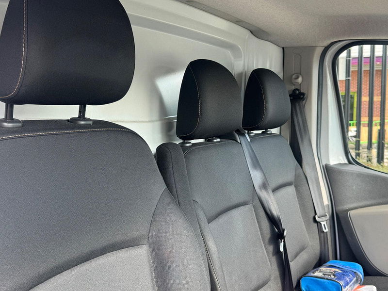 Renault Trafic 1.6 dCi 27 Business SWB Standard Roof Euro 6 5dr 4dr Manual 2025