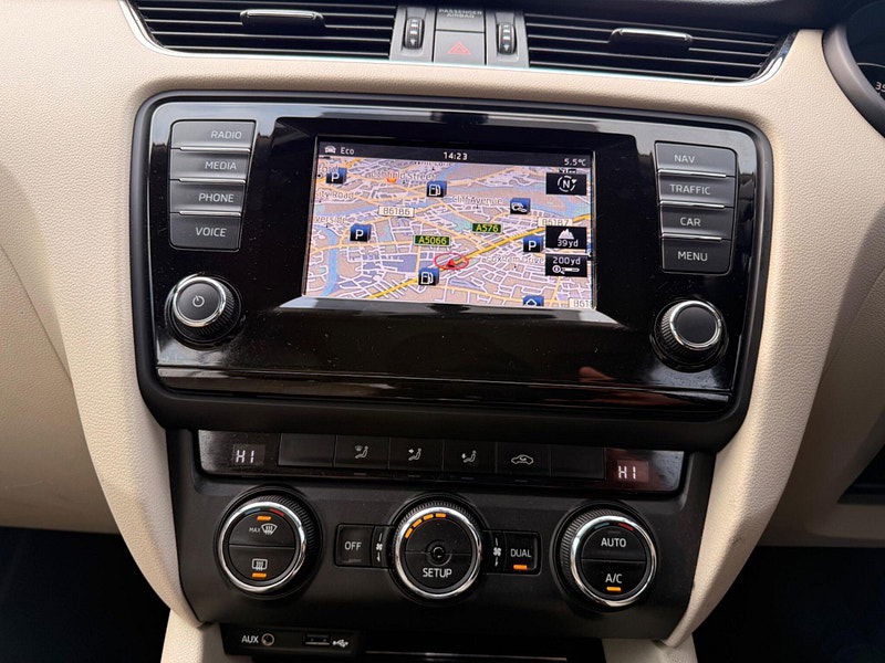 Skoda Octavia 2.0 TDI Elegance DSG Euro 5 (s/s) 5dr 5dr Automatic 2026