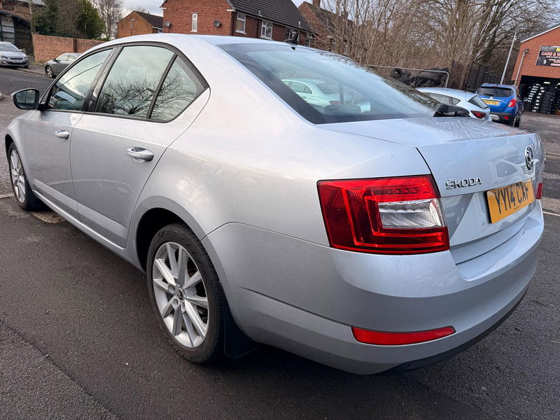 Skoda Octavia 2.0 TDI Elegance DSG Euro 5 (s/s) 5dr 5dr Automatic 2026