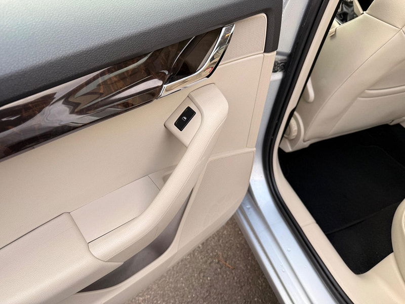 Skoda Octavia 2.0 TDI Elegance DSG Euro 5 (s/s) 5dr 5dr Automatic 2026