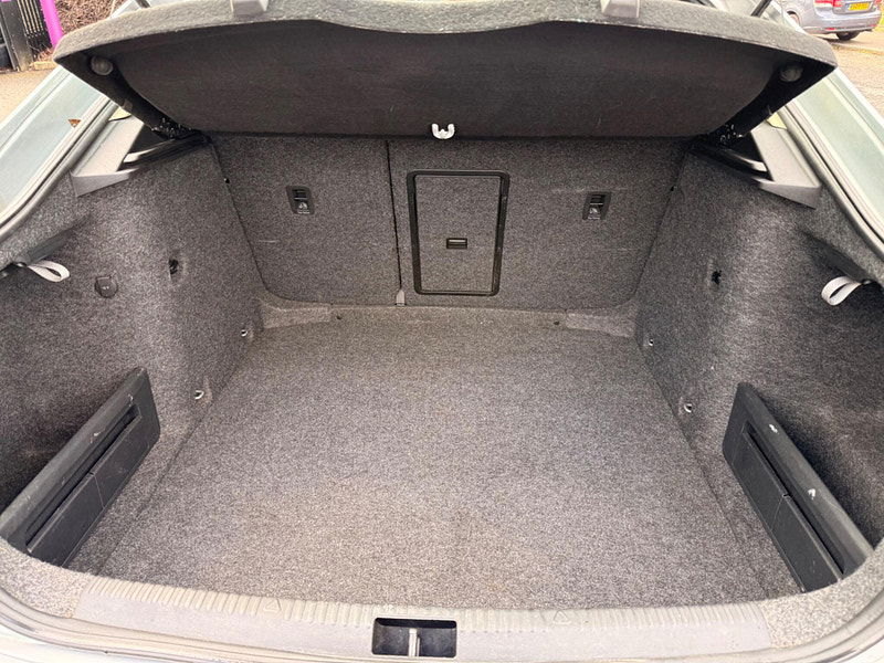 Skoda Octavia 2.0 TDI Elegance DSG Euro 5 (s/s) 5dr 5dr Automatic 2026