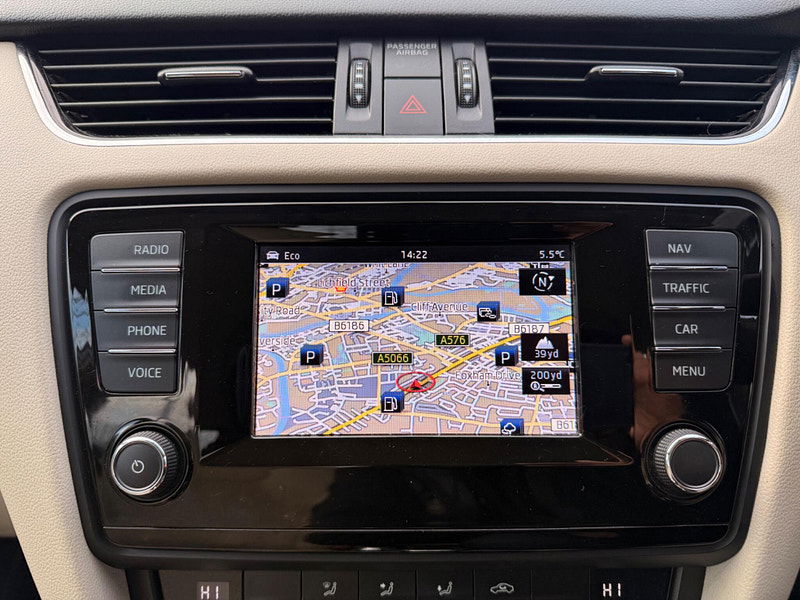 Skoda Octavia 2.0 TDI Elegance DSG Euro 5 (s/s) 5dr 5dr Automatic 2026