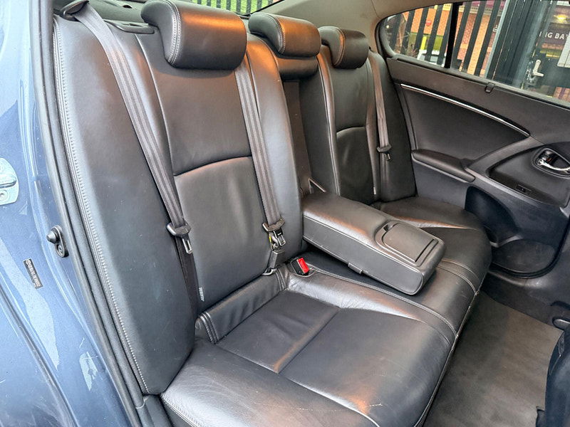 Toyota Avensis 2.2 D-4D T Spirit Euro 5 4dr 4dr Manual 2026