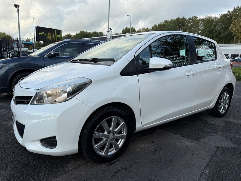 Toyota Yaris 1.33 Dual VVT-i TR Multidrive S Euro 5 5dr 5dr Automatic 2025