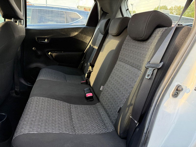 Toyota Yaris 1.33 Dual VVT-i TR Multidrive S Euro 5 5dr 5dr Automatic 2025