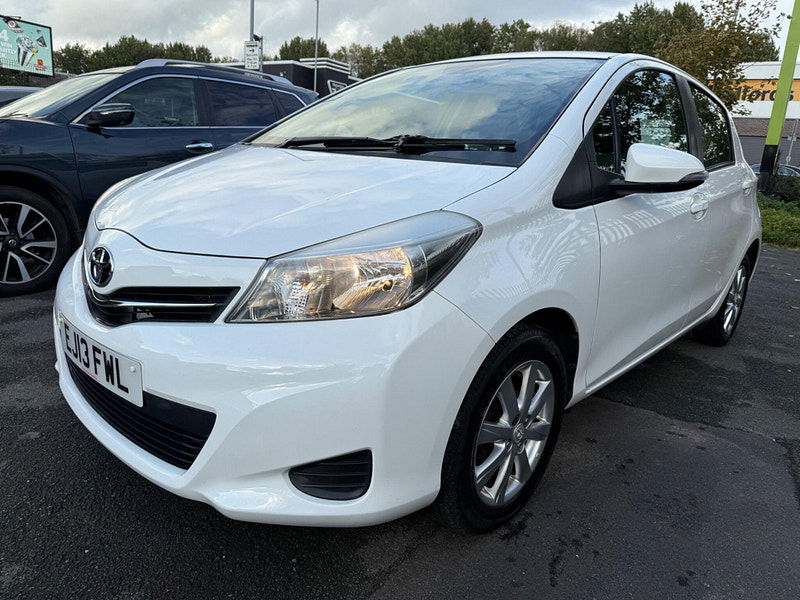 Toyota Yaris 1.33 Dual VVT-i TR Multidrive S Euro 5 5dr 5dr Automatic 2025