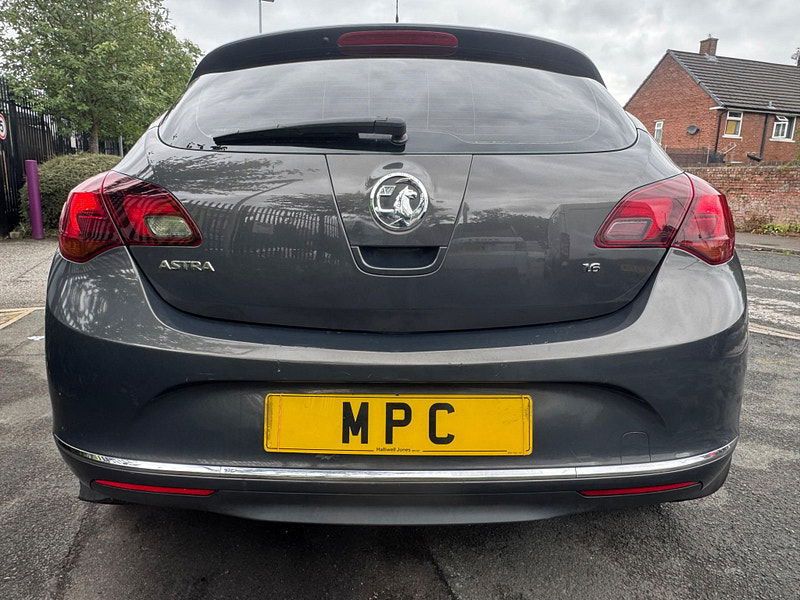 Vauxhall Astra 1.6 16v SRi Auto Euro 5 5dr 5dr Automatic 2025