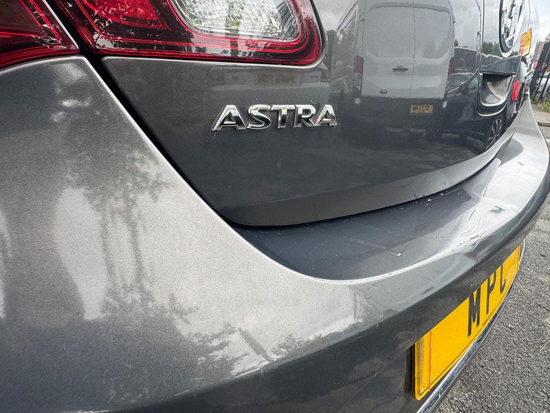 Vauxhall Astra 1.6 16v SRi Auto Euro 5 5dr 5dr Automatic 2025