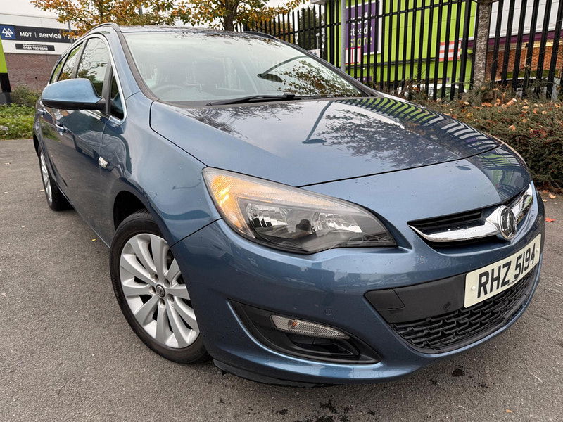 Vauxhall Astra 1.6 16V Tech Line Sports Tourer Auto Euro 5 5dr 5dr Automatic 2025