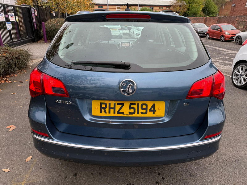 Vauxhall Astra 1.6 16V Tech Line Sports Tourer Auto Euro 5 5dr 5dr Automatic 2025