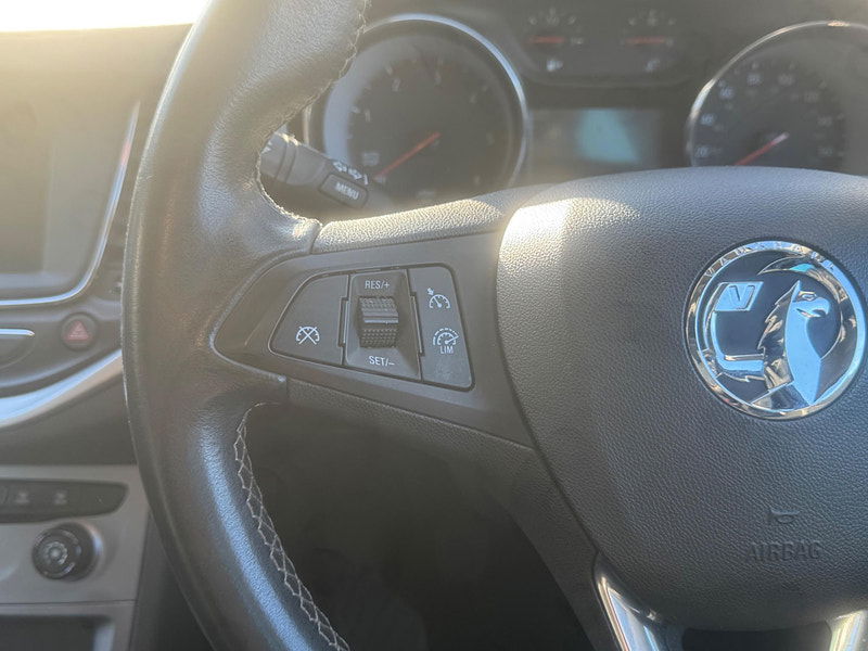 Vauxhall Astra 1.6 CDTi BlueInjection Tech Line Nav Euro 6 (s/s) 5dr 5dr Manual 2025