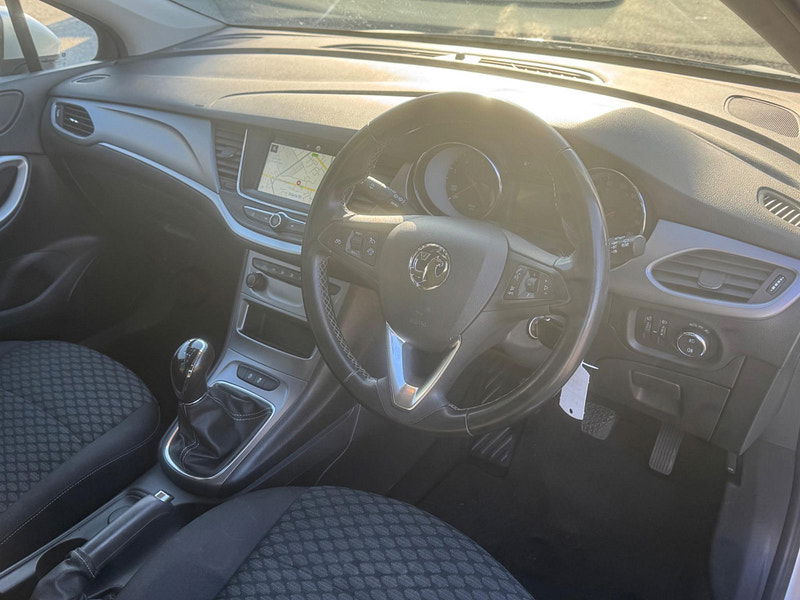 Vauxhall Astra 1.6 CDTi BlueInjection Tech Line Nav Euro 6 (s/s) 5dr 5dr Manual 2025