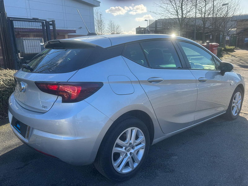 Vauxhall Astra 1.6 CDTi BlueInjection Tech Line Nav Euro 6 (s/s) 5dr 5dr Manual 2025