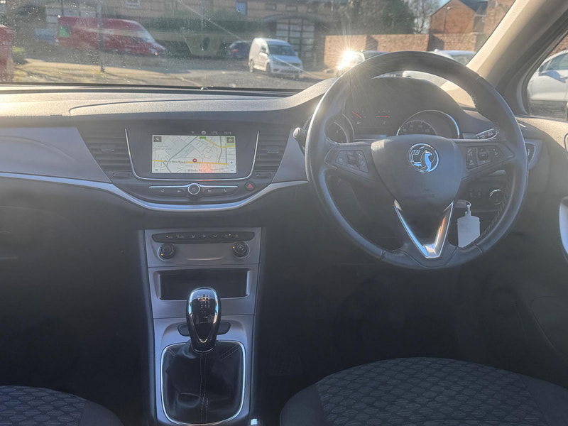 Vauxhall Astra 1.6 CDTi BlueInjection Tech Line Nav Euro 6 (s/s) 5dr 5dr Manual 2025