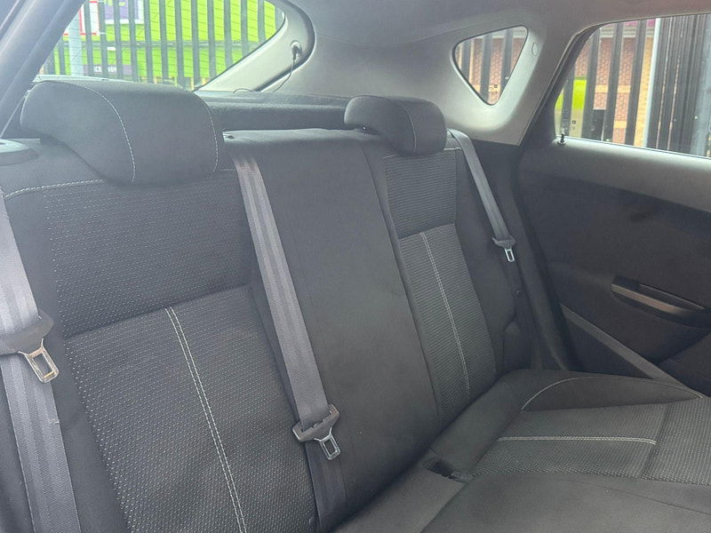 Vauxhall Astra 1.6i SRi Auto Euro 6 5dr 5dr Automatic 2025