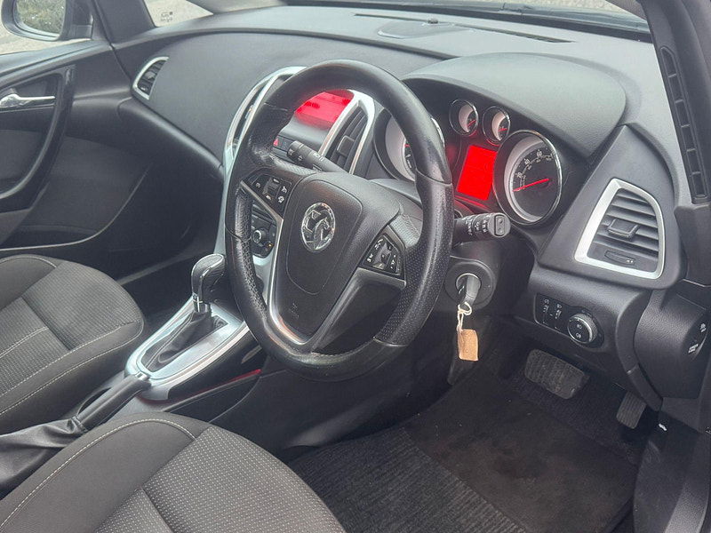 Vauxhall Astra 1.6i SRi Auto Euro 6 5dr 5dr Automatic 2025