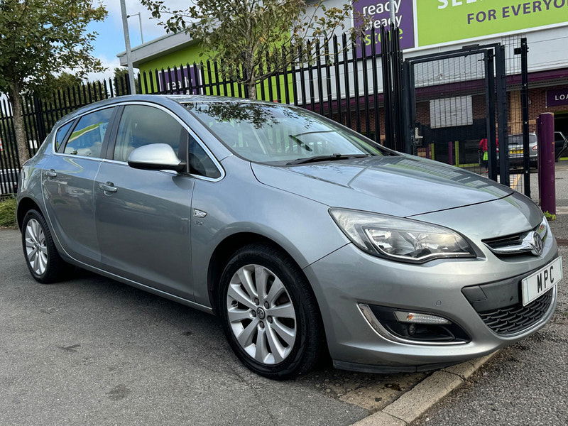 Vauxhall Astra 2.0 CDTi Elite Auto Euro 5 5dr 5dr Automatic 2024