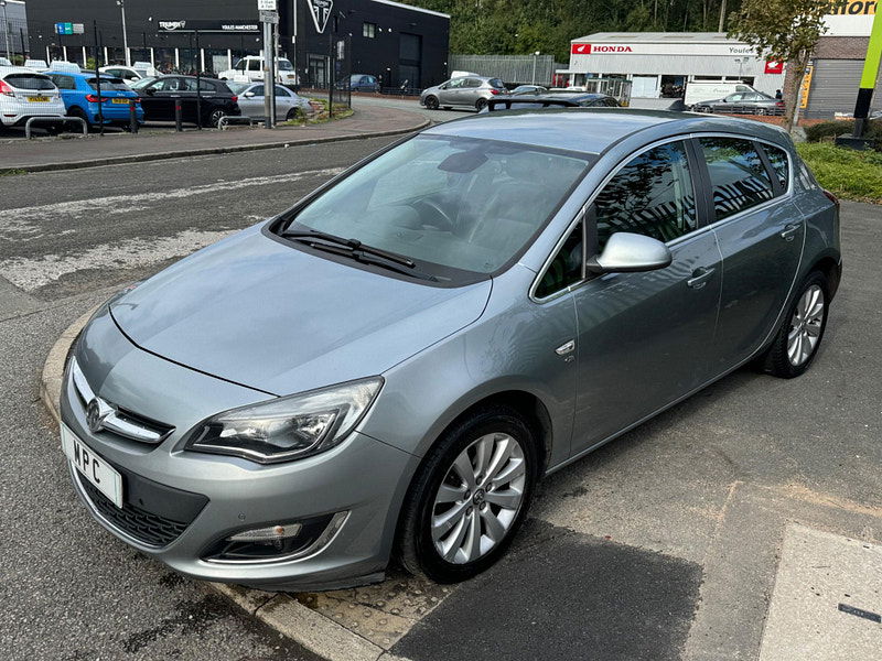 Vauxhall Astra 2.0 CDTi Elite Auto Euro 5 5dr 5dr Automatic 2024