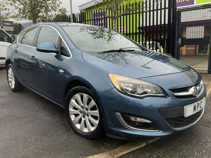 Vauxhall Astra 2.0 CDTi Elite Auto Euro 5 5dr 5dr Automatic 2024